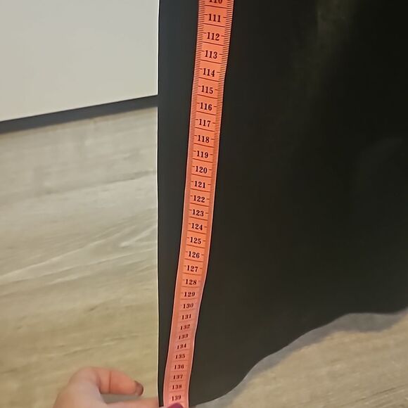 Beautiful black gown - knitted fabric over satin - Picture 8 of 8